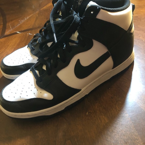Nike Dunk High Black White Panda DD1399-105 Men’s size 9.5 Women 11 - Picture 2 of 9